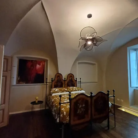 Santo Stefano 600 Apartment *